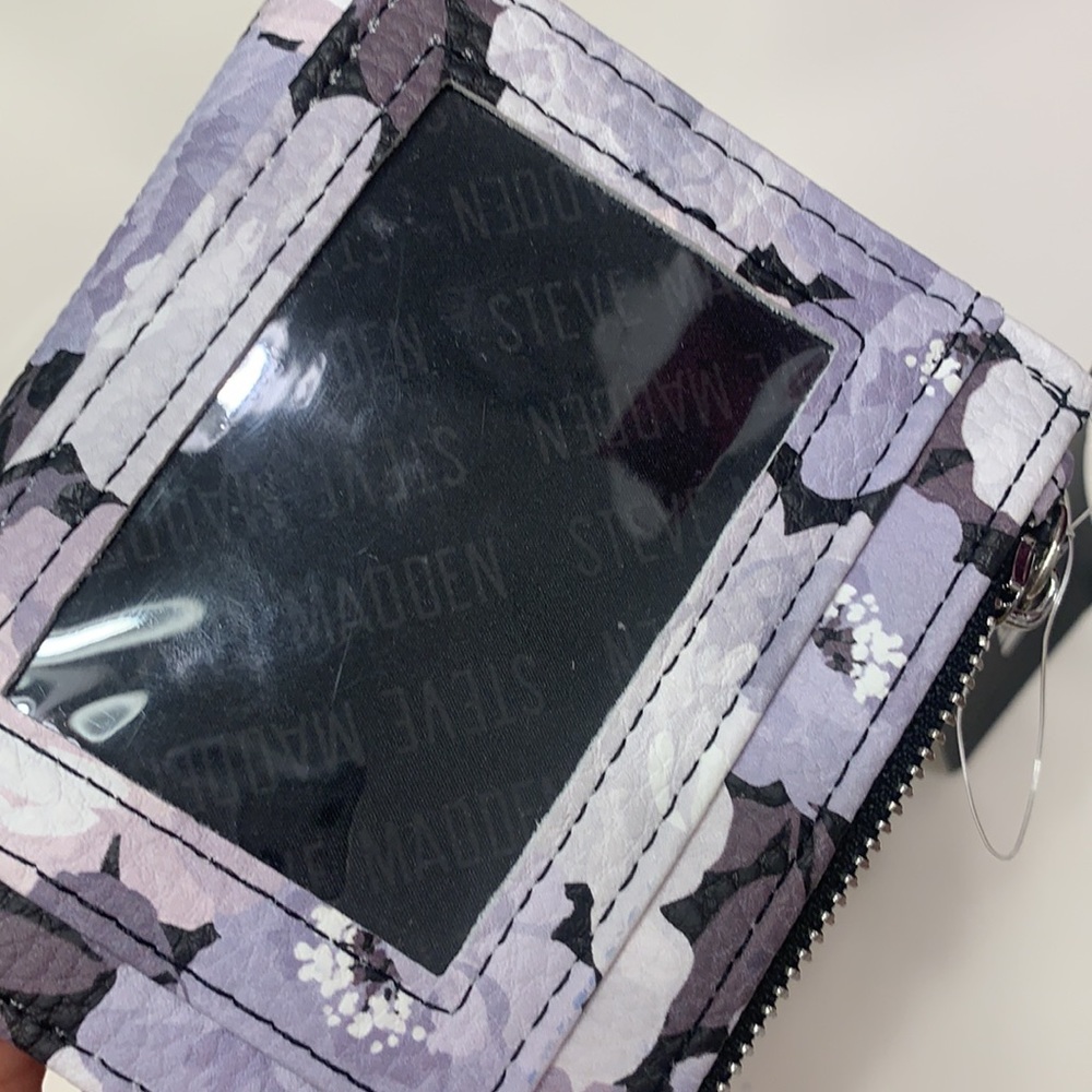 Steve Madden wallet - Picture 6 of 8